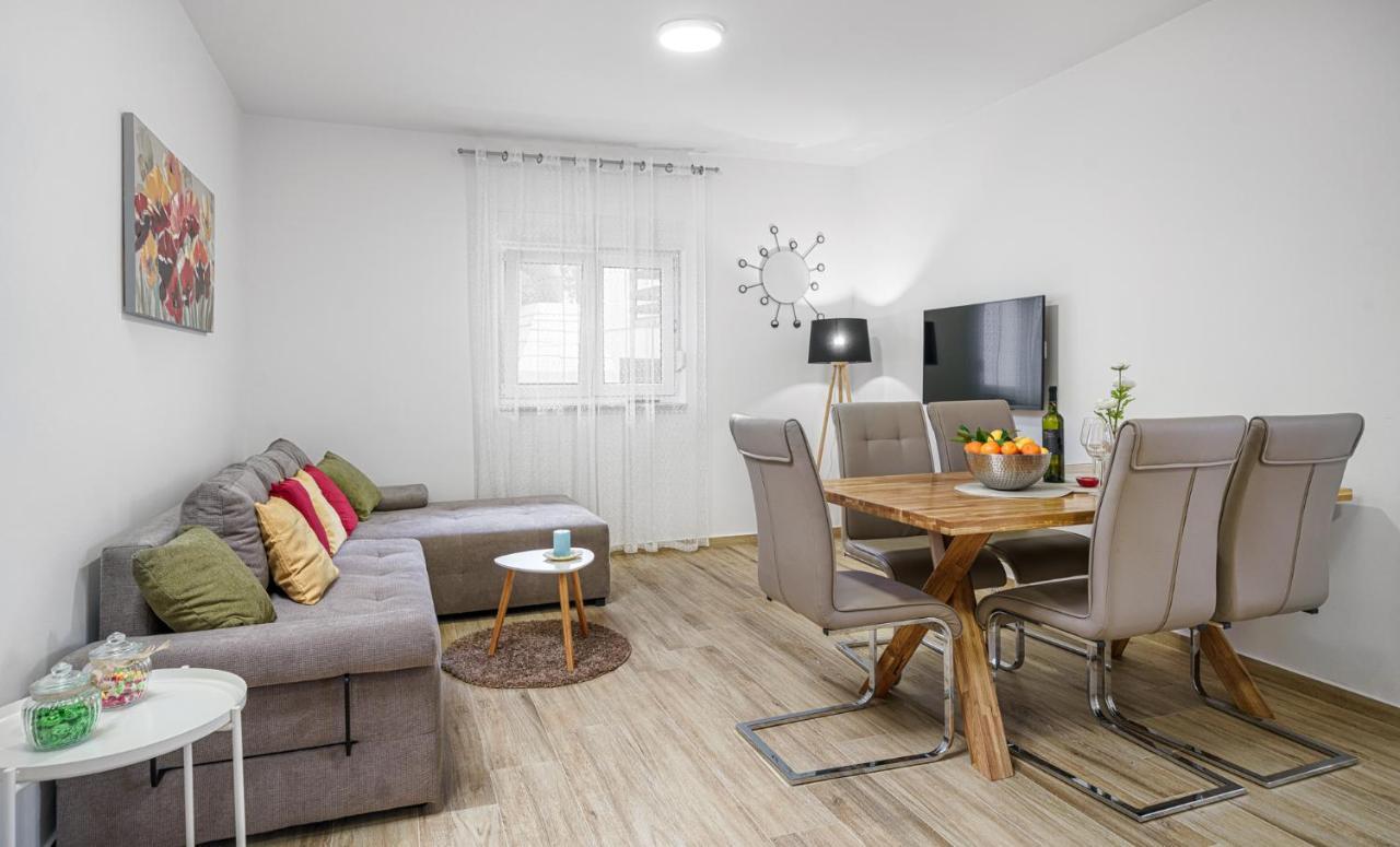 Apartments Vesna Vodice Exterior photo